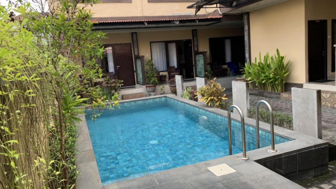 קוטה לומבוק Taxa Uma Guest House מראה חיצוני תמונה